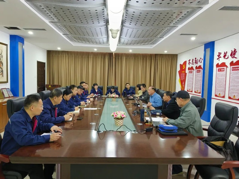 青島力克川液壓機(jī)械有限公司順利通過三體系外審.jpg 青島力克川液壓機(jī)械有限公司順利通過三體系外審.jpg